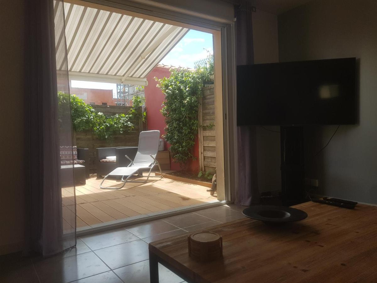 Joli Appartement 50 M2 Classe 3 Etoiles Avec Terrasse Et Jardin La Rochelle  Exterior photo