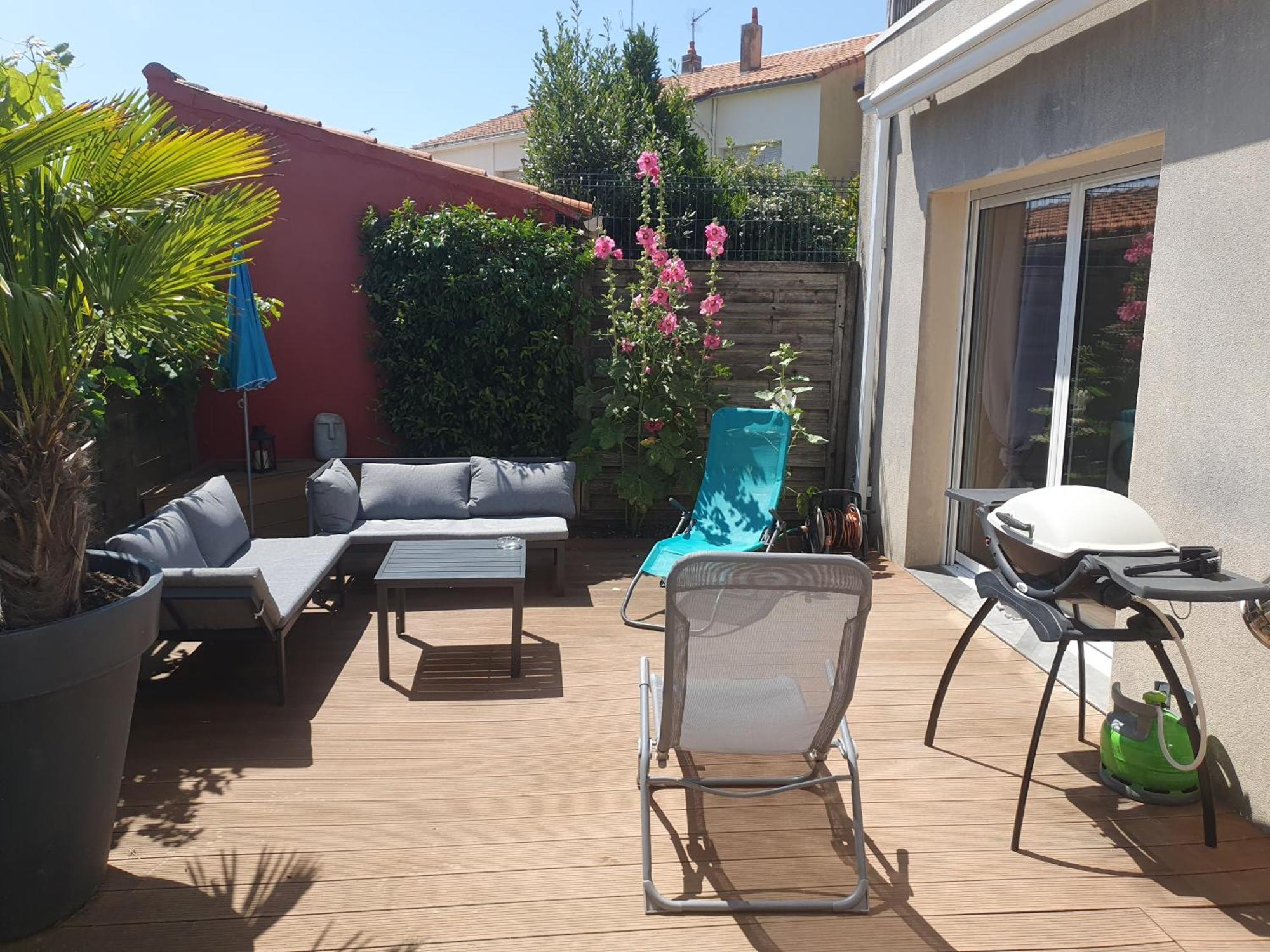 Joli Appartement 50 M2 Classe 3 Etoiles Avec Terrasse Et Jardin La Rochelle  Exterior photo